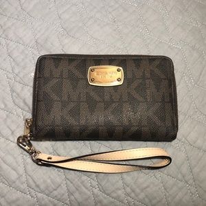 Michael Kors Wallet/Wristlet